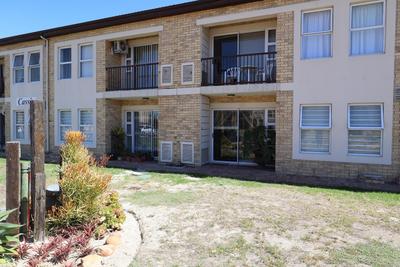 Apartment / Flat For Sale in Sonkring, Brackenfell