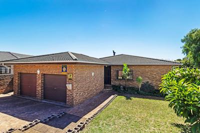House For Sale in Protea Valley, Bellville